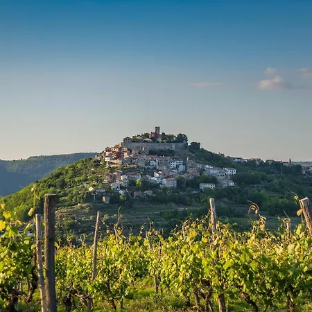 Vila Adora * Motovun